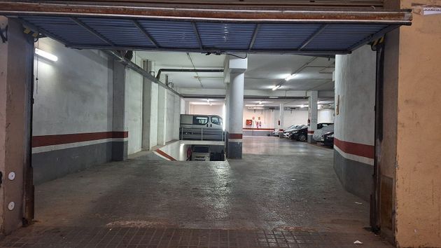 Foto 2 de Alquiler de garaje en El Raval de 14 m²