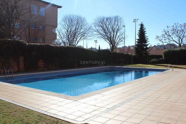 Foto 1 de Piso en venta en Coll Favà - Can Magí de 4 habitaciones con terraza y piscina