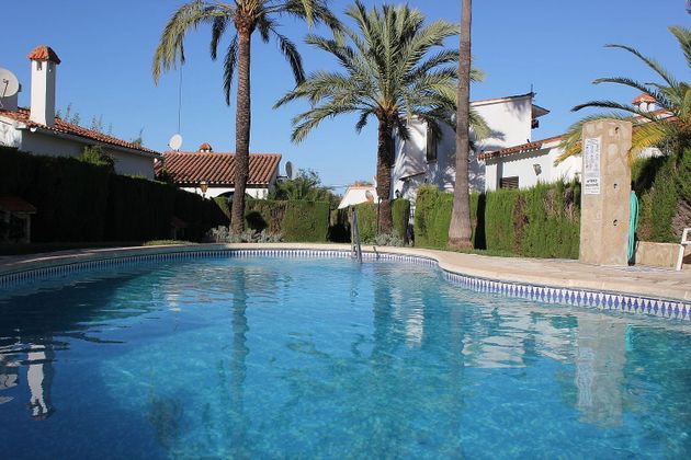 Foto 1 de Venta de casa adosada en El Montgó de 2 habitaciones con terraza y piscina