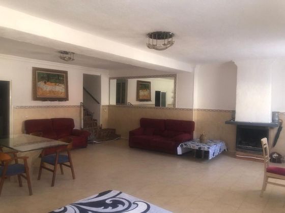 Foto 1 de Casa en venta en Campello Pueblo de 4 habitaciones con terraza y aire acondicionado
