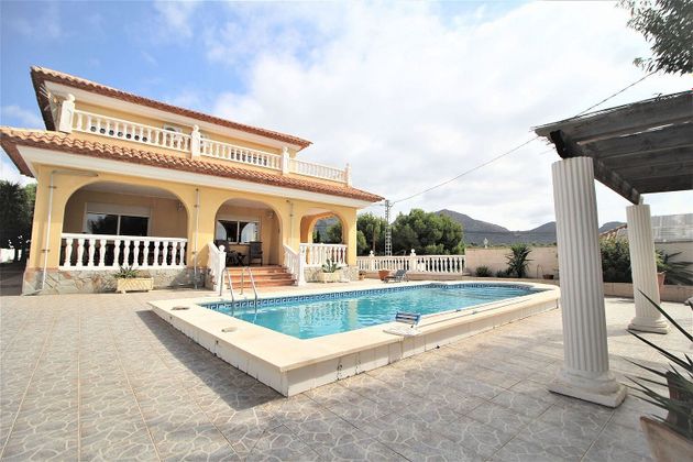 Foto 1 de Xalet en venda a Busot de 4 habitacions amb terrassa i piscina