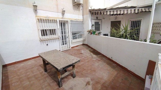 Foto 1 de Venta de casa adosada en Novelda de 3 habitaciones con terraza y garaje