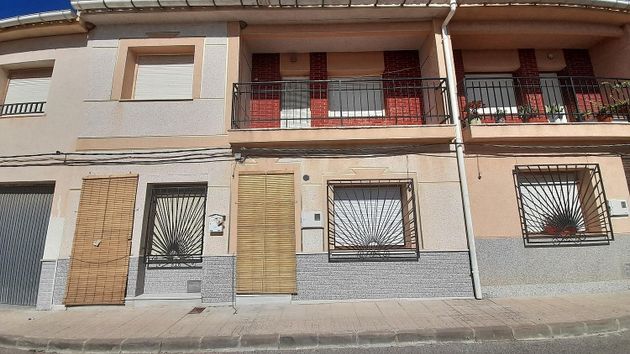 Foto 1 de Casa en venta en Romana (la) de 4 habitaciones con terraza y garaje