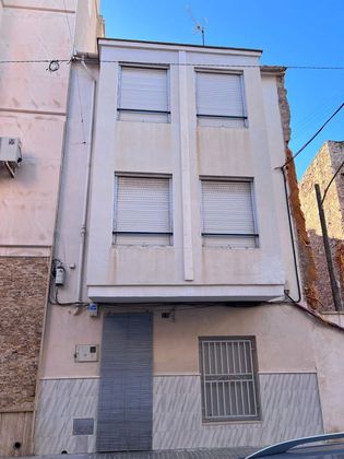 Foto 2 de Venta de chalet en Novelda de 5 habitaciones con terraza y balcón