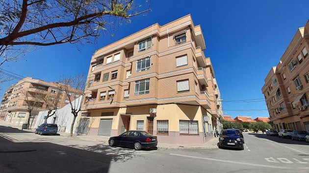 Foto 1 de Venta de piso en Novelda de 3 habitaciones con terraza y garaje