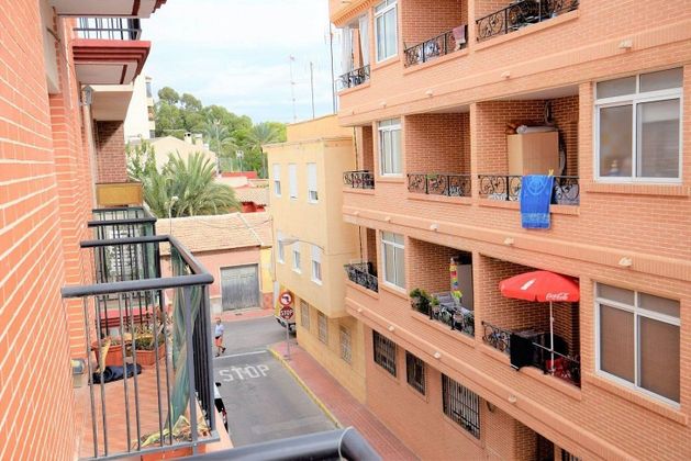 Foto 2 de Pis en venda a Zona Pueblo de 2 habitacions amb terrassa i balcó
