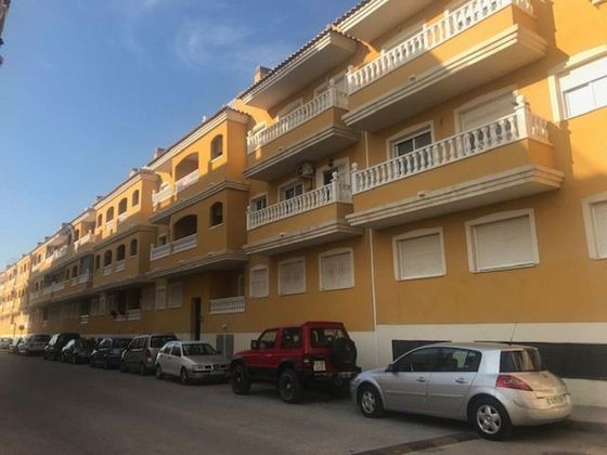 Foto 1 de Venta de piso en calle Comunidad Valenciana de 2 habitaciones con terraza y piscina