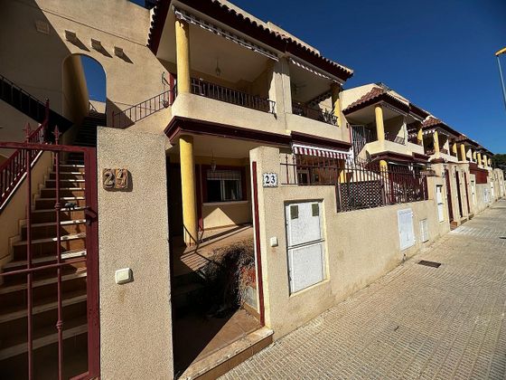 Foto 1 de Pis en venda a calle Olivares de 2 habitacions amb terrassa