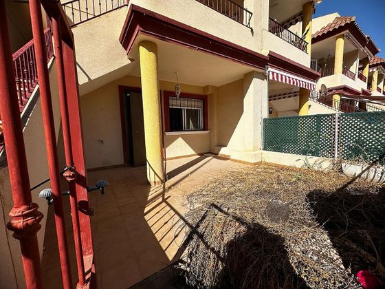 Foto 2 de Pis en venda a calle Olivares de 2 habitacions amb terrassa