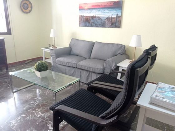 Foto 1 de Alquiler de estudio en San Blas - Santo Domigo con garaje y muebles