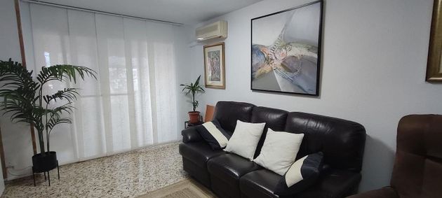 Foto 2 de Venta de piso en Campoamor de 4 habitaciones con terraza y garaje