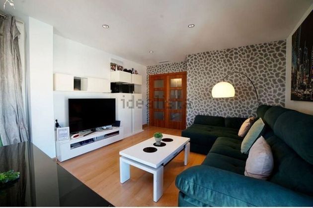 Foto 2 de Àtic en venda a Novelda de 3 habitacions amb terrassa i garatge