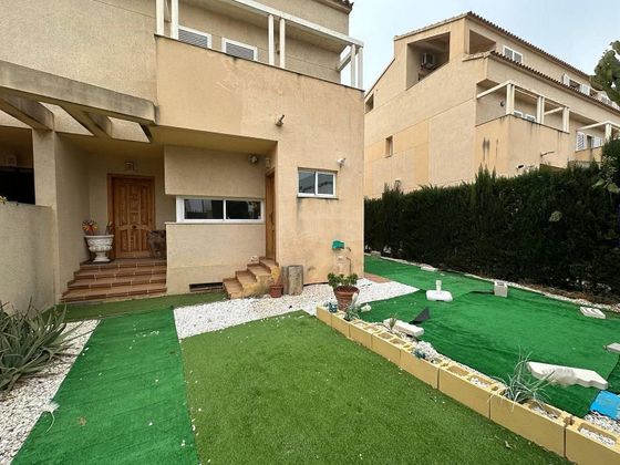 Foto 2 de Casa en alquiler en Playa Mucha Vista de 4 habitaciones con terraza y piscina