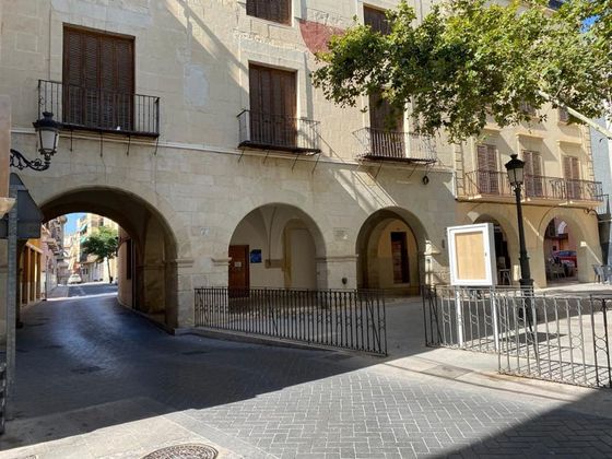 Foto 1 de Casa en venda a El Raval - Portes Encarnades de 4 habitacions i 120 m²