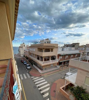 Foto 2 de Piso en venta en Centro - Alcazares, Los de 2 habitaciones con terraza y garaje