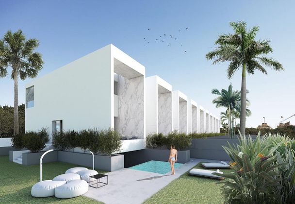 Foto 1 de Venta de casa en L'Albir-Zona Playa de 3 habitaciones con terraza y piscina