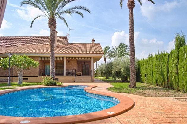 Foto 1 de Xalet en venda a Villamontes-Boqueres de 8 habitacions amb terrassa i piscina