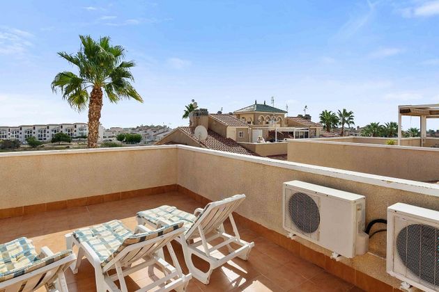 Foto 2 de Dúplex en venta en calle Pino Piñonero de 3 habitaciones con terraza y piscina