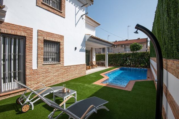 Foto 1 de Chalet en venta en Lo Pagán de 5 habitaciones con piscina y balcón