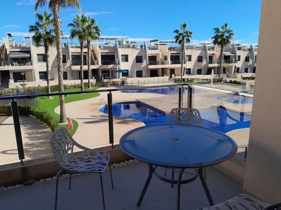 Foto 1 de Pis en venda a Pueblo Latino de 2 habitacions amb terrassa i piscina