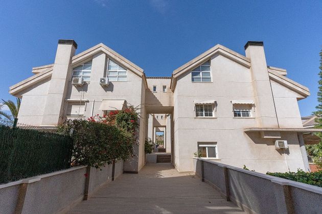 Foto 1 de Casa en venda a calle Santiago Rusiñol de 5 habitacions amb terrassa i piscina