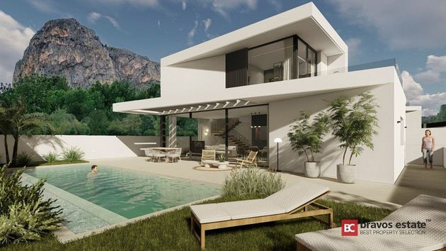 Foto 1 de Casa en venda a avenida De Uruguay de 4 habitacions amb terrassa i piscina