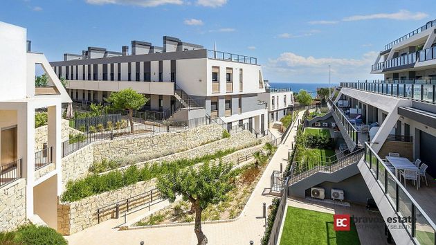 Foto 2 de Pis en venda a paseo Soria de 3 habitacions amb terrassa i piscina