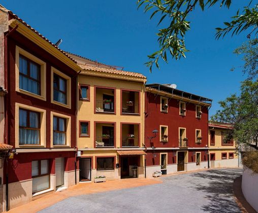 Foto 1 de Venta de chalet en avenida Del Pais Valencia de 20 habitaciones con terraza y piscina