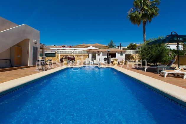 Foto 2 de Xalet en venda a urbanización Reymarlas Terrazas de 5 habitacions amb terrassa i piscina