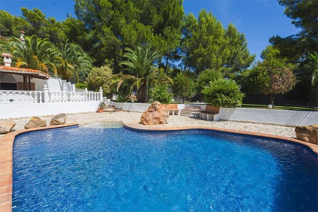 Foto 1 de Casa en venda a urbanización Bella Vista de 5 habitacions amb terrassa i piscina