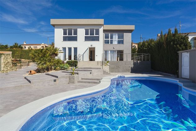 Foto 1 de Casa en venda a parque Partida Carrió de 4 habitacions amb terrassa i piscina