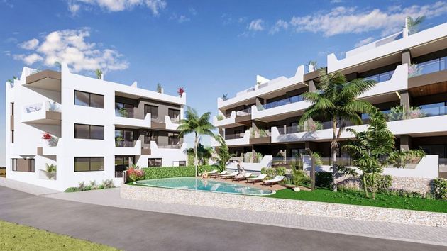 Foto 1 de Pis en venda a Rojales de 3 habitacions amb terrassa i piscina