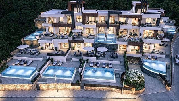 Foto 1 de Casa en venda a Playa de Poniente de 4 habitacions amb terrassa i piscina