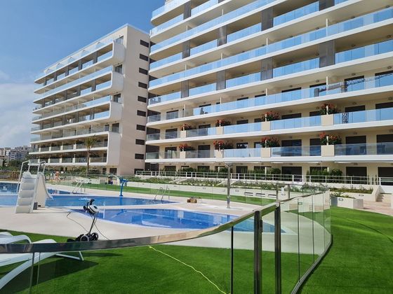Foto 2 de Piso en venta en Playa de San Juan de 2 habitaciones con terraza y piscina