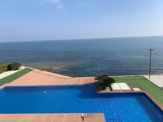 Foto 1 de Chalet en venta en avenida Del Cabo de 6 habitaciones con terraza y piscina