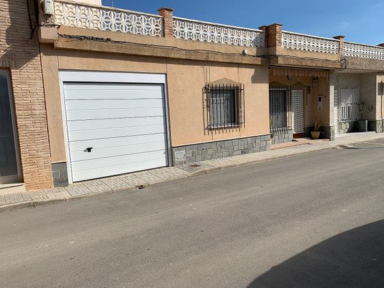 Foto 1 de Casa adossada en venda a calle Mercedes Luengo de 2 habitacions amb terrassa i garatge