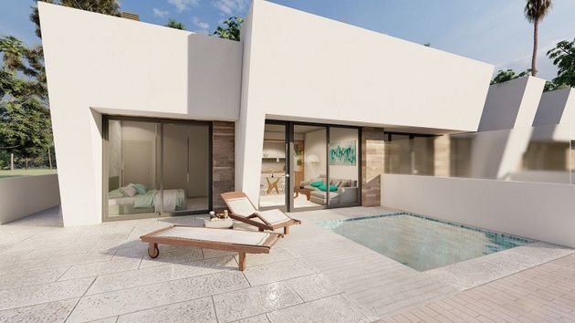 Foto 1 de Casa adossada en venda a Torre-Pacheco ciudad de 2 habitacions amb terrassa i piscina