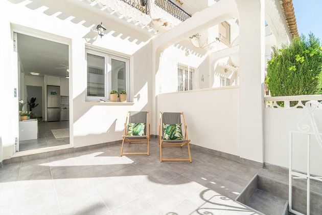 Foto 2 de Venta de casa en avenida Desiderio Rodríguez de 2 habitaciones con terraza y balcón
