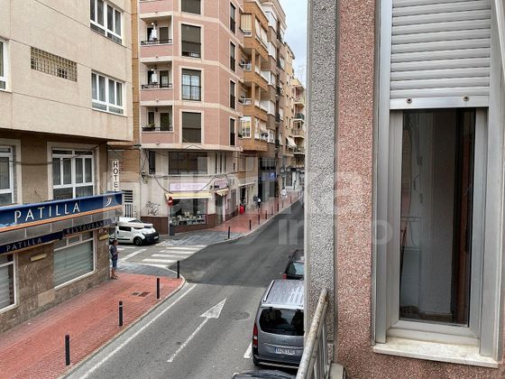 Foto 1 de Xalet en venda a Centro - Santa Pola de 3 habitacions amb balcó