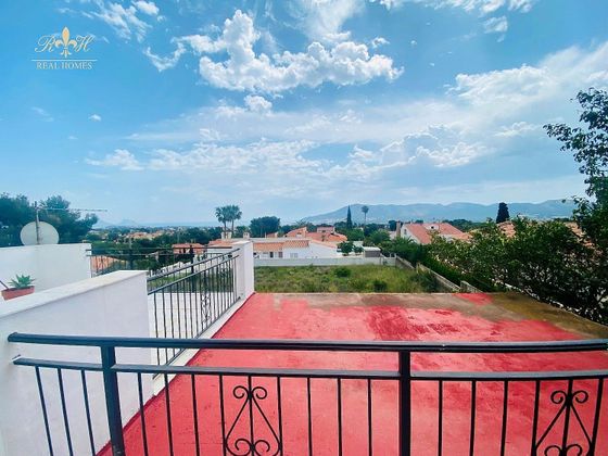 Foto 2 de Casa en venta en Nucia (la) de 3 habitaciones con terraza y piscina