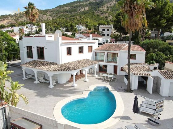 Foto 1 de Alquiler de casa en L'Albir-Zona Playa de 6 habitaciones con piscina y balcón