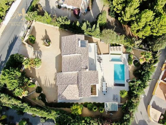 Foto 2 de Alquiler de chalet en L'Albir-Zona Playa de 5 habitaciones con terraza y piscina