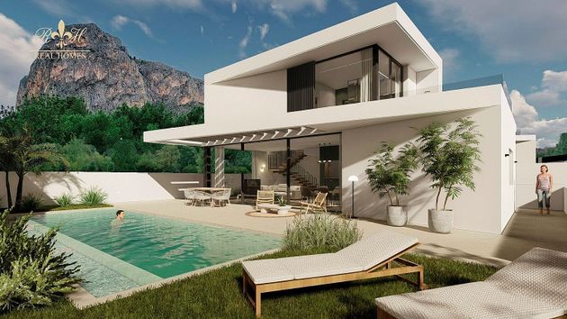 Foto 1 de Xalet en venda a Villena de 3 habitacions amb piscina i balcó
