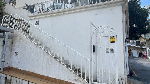Foto 2 de Alquiler de casa en calle Callosa D'en Sarrià de 2 habitaciones con terraza y muebles