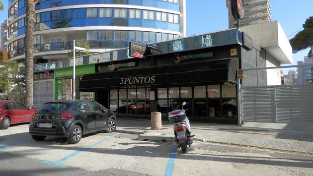Foto 1 de Alquiler de local en avenida Bilbao con terraza