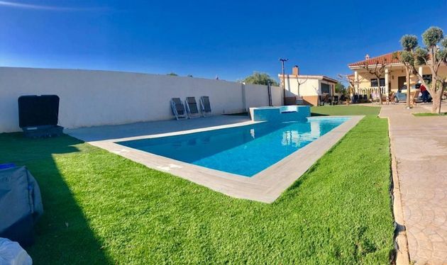 Foto 1 de Venta de chalet en Villamontes-Boqueres de 7 habitaciones con terraza y piscina