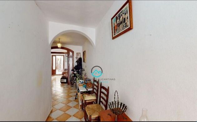 Foto 2 de Casa en venda a Caravaca de la Cruz de 4 habitacions amb garatge i balcó