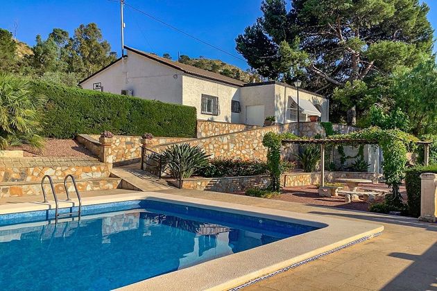 Foto 1 de Casa rural en venda a Novelda de 3 habitacions amb terrassa i piscina