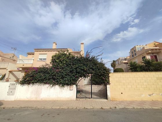 Foto 2 de Dúplex en venda a La Siesta - El Salado - Torreta de 2 habitacions amb terrassa i garatge