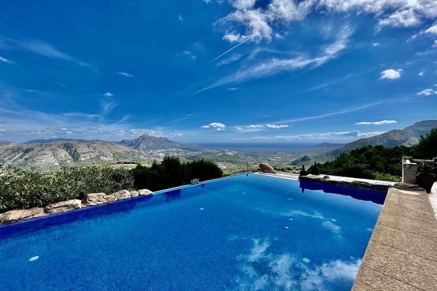 Foto 2 de Casa rural en venda a calle Partida Almanaquer de 5 habitacions amb terrassa i piscina